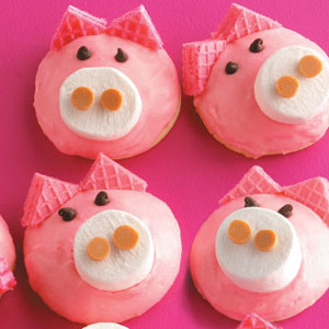 Cute Little Pigs using Marshmallows