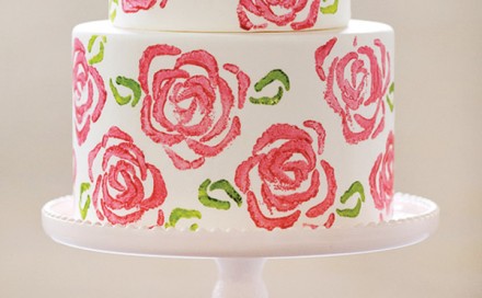 DIY: Celery Stamp Rose Cake
