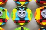Thomas Cup Cakes